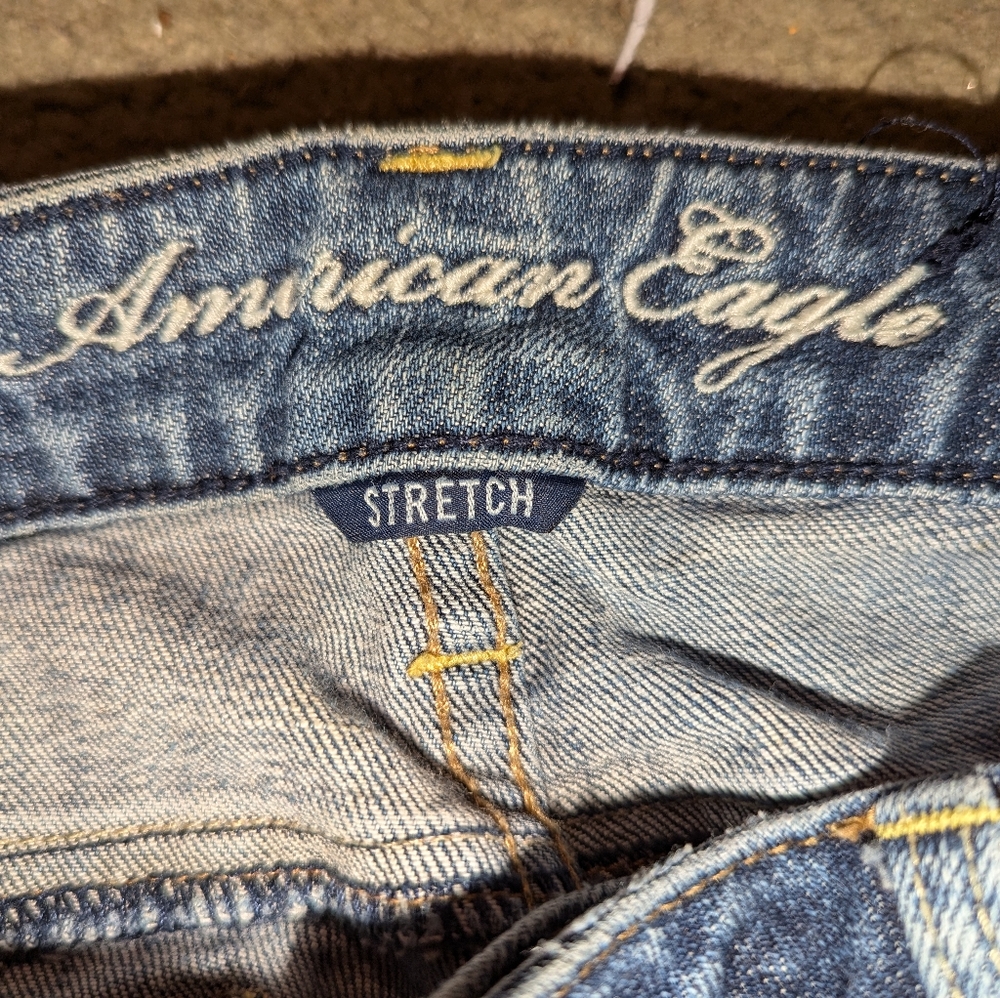 AE Jeans - Picture 4 of 5